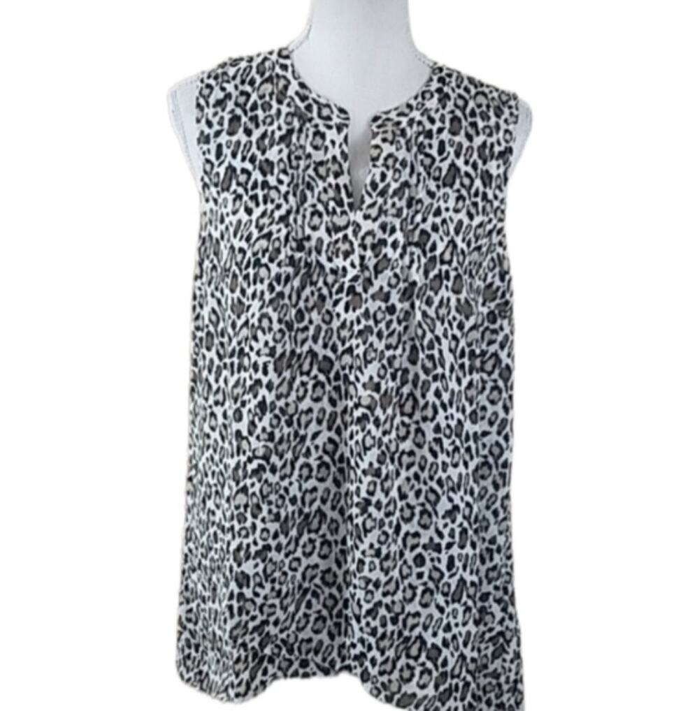 New With Tags! DR2 by Daniel Rainn Small Leopard Flowy Blouse